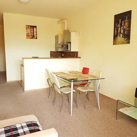 Apartman 4 Lipno 25 Липно-над-Влтавой